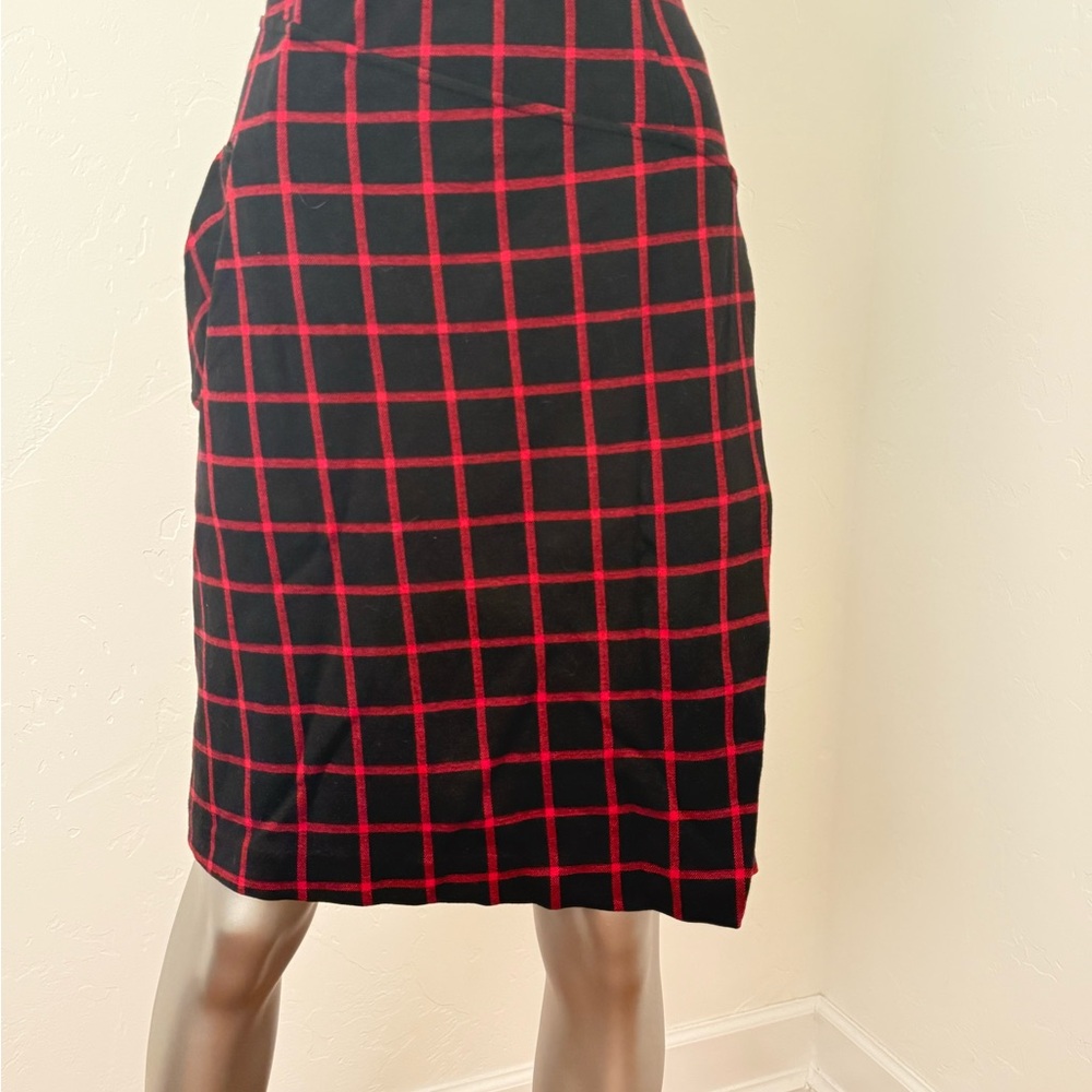 J. Jill Black & Red Plaid Faux Wrap Stretch Knit Drop Waist Pencil Skirt Size M‎